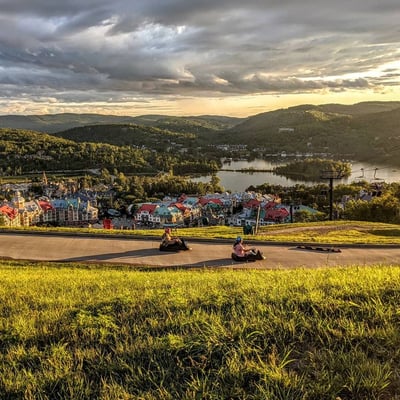 A sunset photo of the tracks at Skyline Luge Mont Tremblant.
